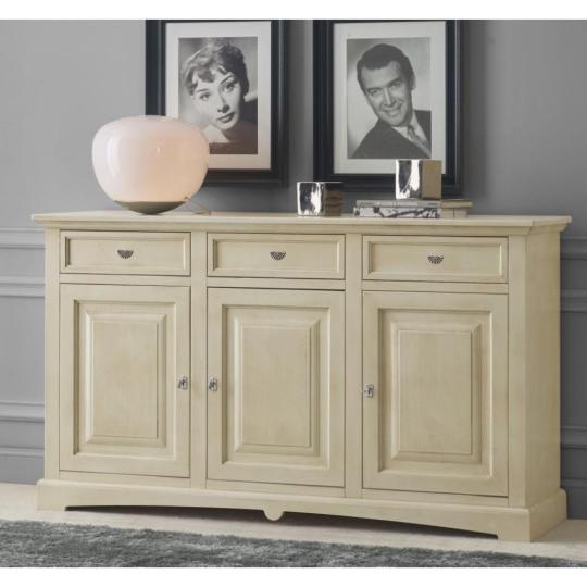 domus skrina krem biela malovana elegantny dlhy talovy nabytok klasicky svetly provensalsky velkorozmerny obyvaci drazkany mediteransky burgersky styl.jpg